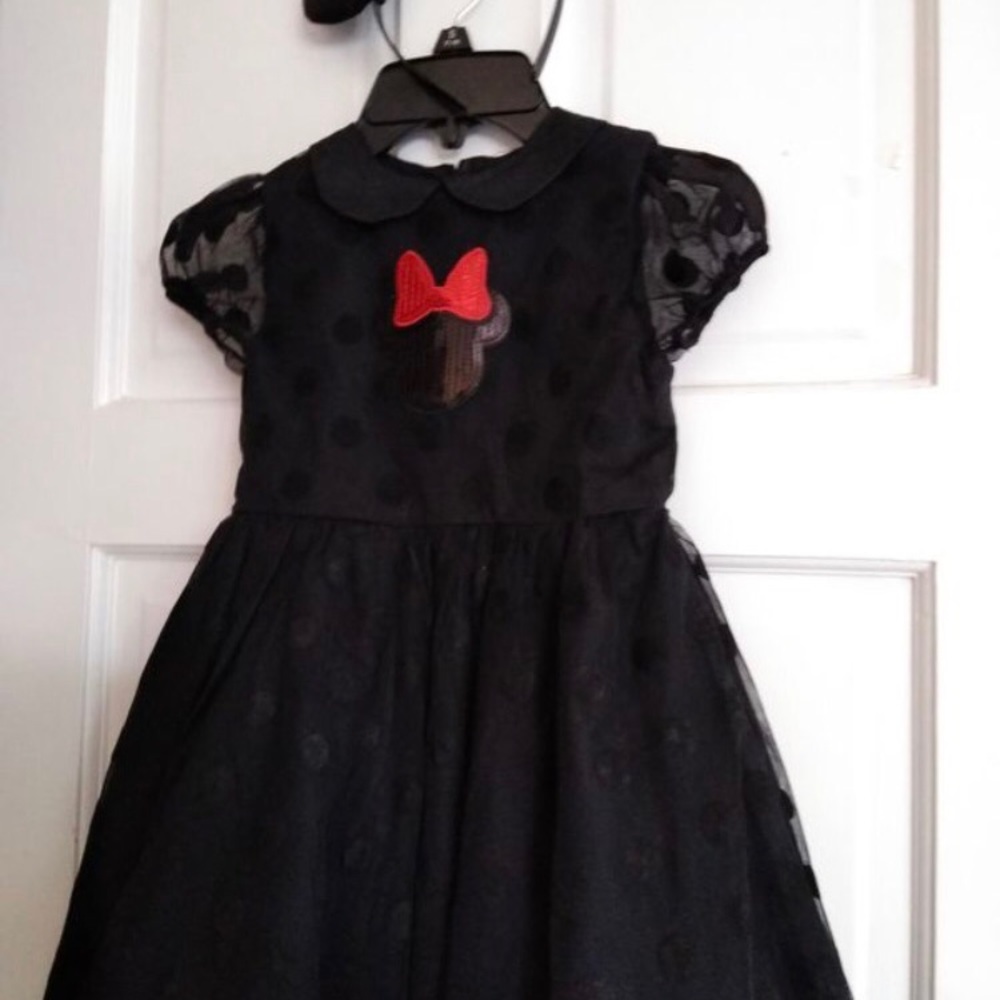 Disney store Minnie mouse 4T